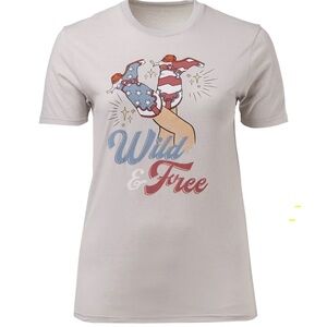 Wild & Free Graphic T-Shirt Woman’s Size: XL